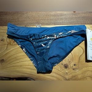 Carve Designs Catalina Bottom XL
